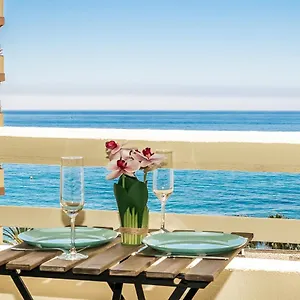 First Line! Art-apartment On The Seafront Of With Swimming Pool Apartament